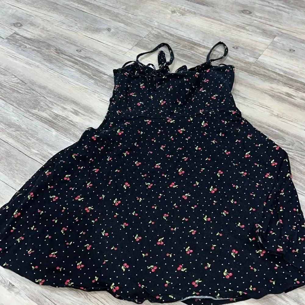 Forever 21 dress - Picture 2 of 3